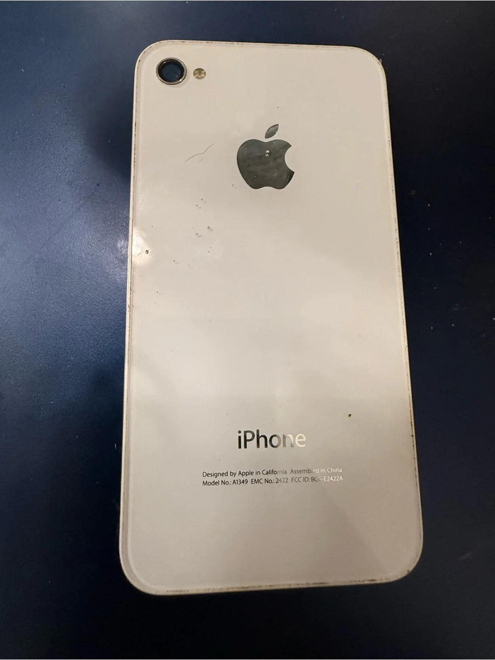 Apple iPhone 4S A1349 White 8GB Powers On Passcode Locked Untested As-Is
